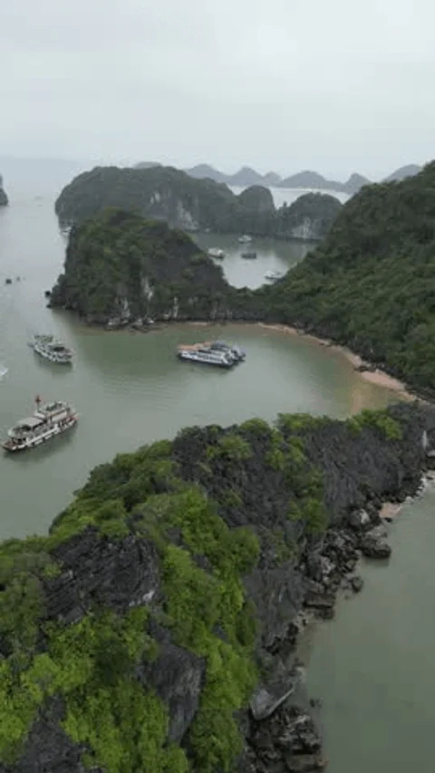 2-Day Local Village & Lan Ha Bay Kayaking