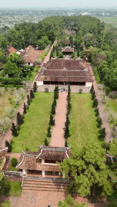 Countryside Cycling & Local Village Life